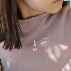 Colar Origami Girafa Prateado