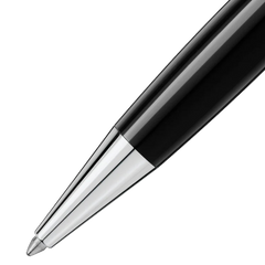 Pormenor da ponta da Caneta Meisterstück Rose Platinum-Coated Ballpoint preta e prateada