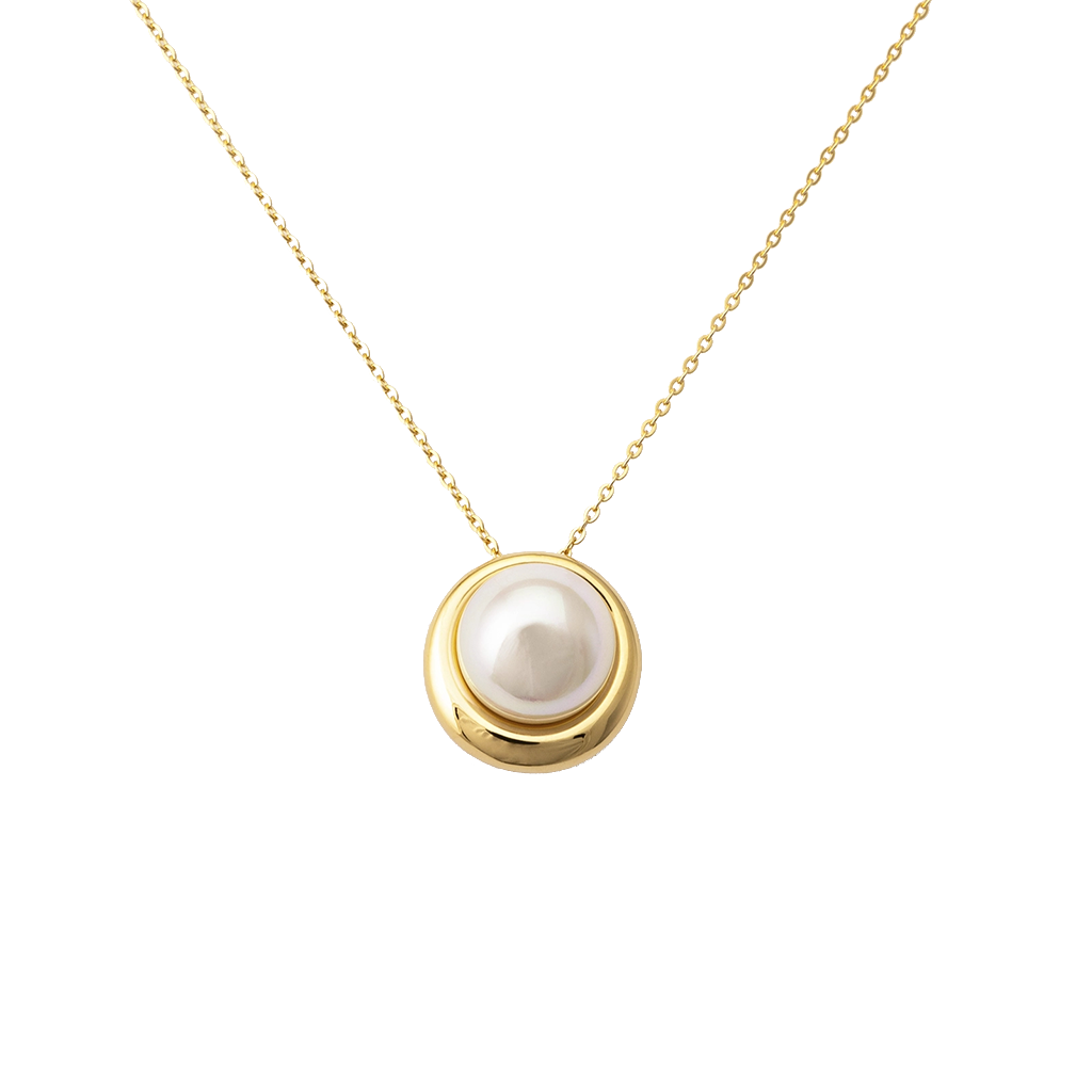 Colar de prata banhada a ródio com um pendente de pérola Murano. A pérola está engastada em uma moldura dourada e pendurada em uma delicada corrente dourada, criando uma peça de joalheria elegante que combina o brilho frio da prata com o brilho quente do ouro e a beleza lustrosa de uma única pérola