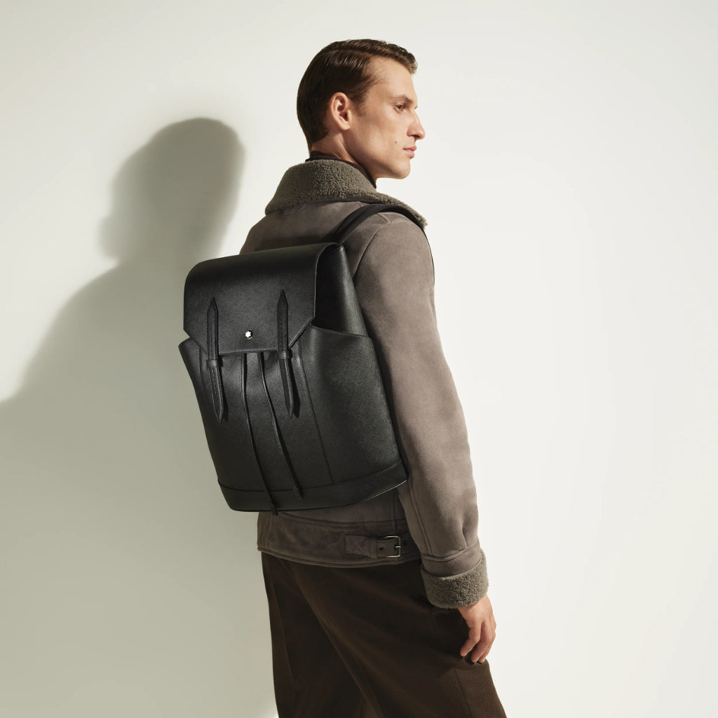 Mochila Sartorial Média c/ Aba