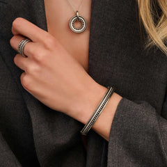 Escrava Structure Silver