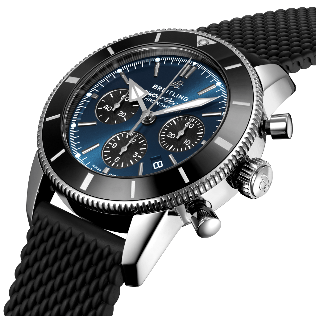 detalhe mostrador azulrelógio superocean heritage pulseira preta