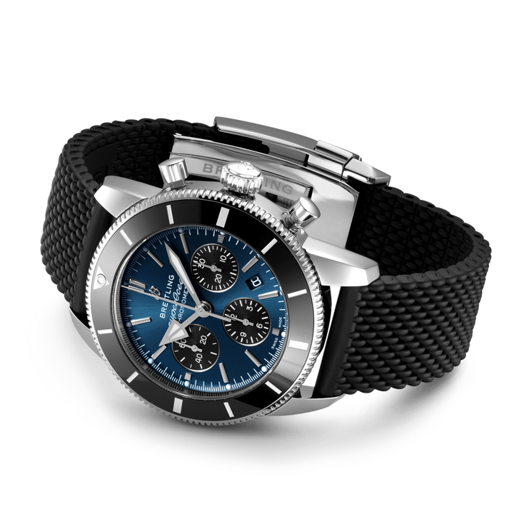 relógio de lado superocean heritage pulseira preta e mostrador azul