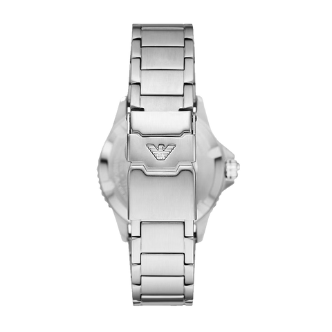 Fecho da pulseira do Relógio Armani Diver Steel prateado com mostrador azul e coroa dos segundos e horas metade azul, metade vermelho