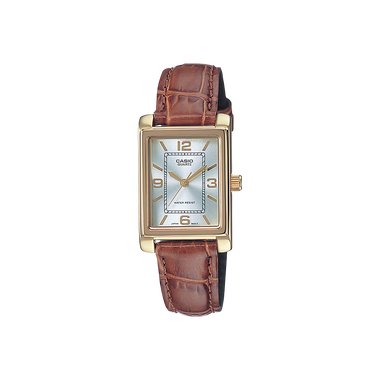 Relógio Casio Timeless com pulseira couro castanha e mostrador branco e caixa dourada