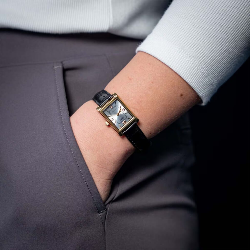 Timeless Standard Black-White