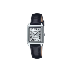 Relógio Casio Timeless Standard com pulseira de couro preta e mostrador romano em branco