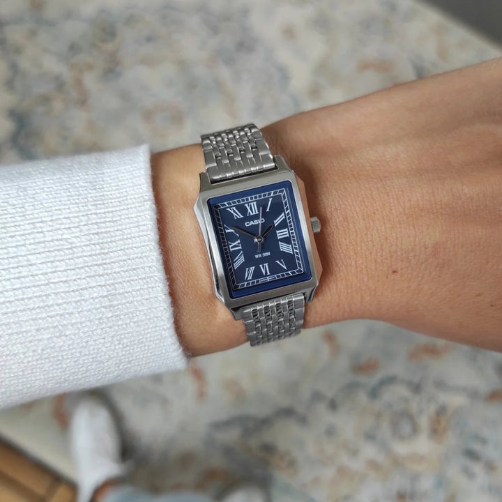 Timeless Silver-Blue