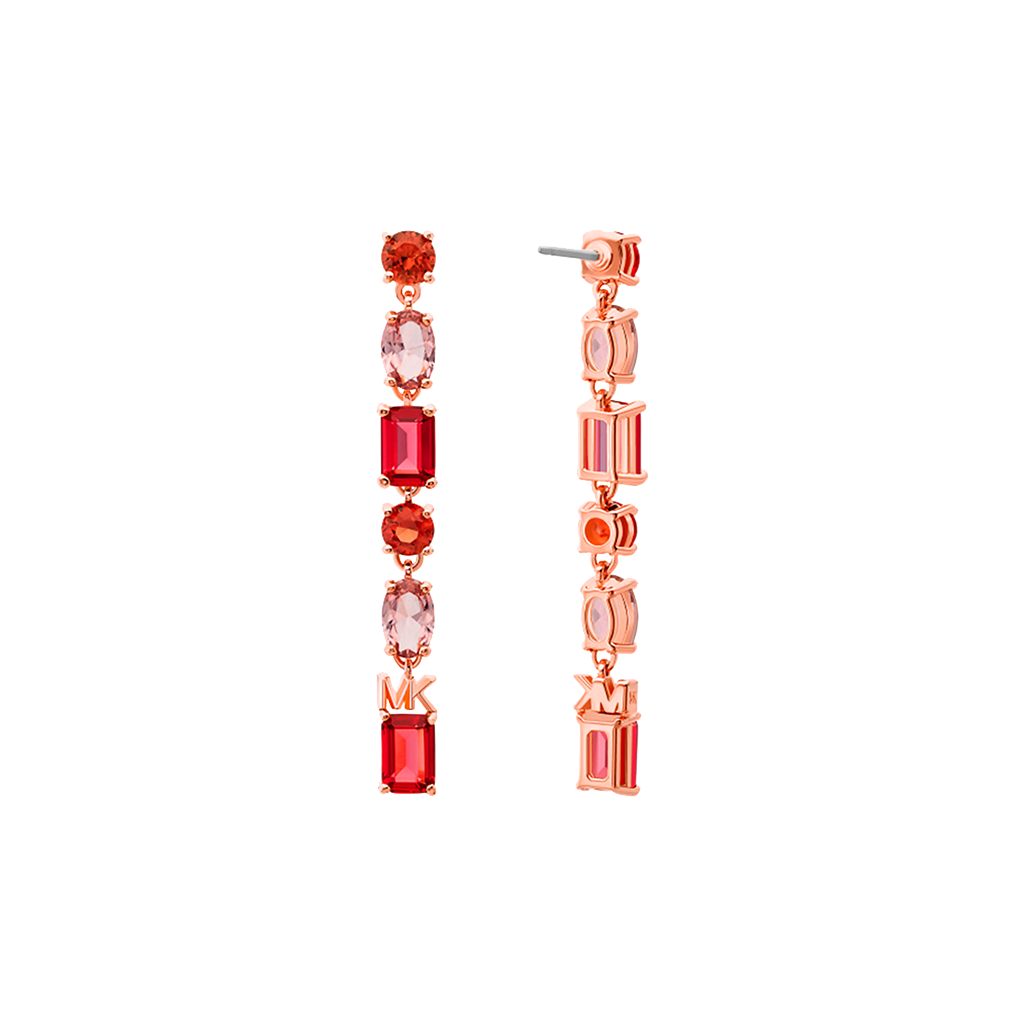 Par de brincos de prata com design linear e pedras de Zircónia. Os brincos apresentam uma sequência de pedras redondas e quadradas, alternadas e fixadas em engastes que permitem máxima reflexão da luz. As pedras têm um tom vermelho intenso, simulando a aparência de rubis, e estão montadas em prata com banho de ouro rosa, criando um contraste elegante. Cada brinco é composto por três pedras redondas intercaladas com duas quadradas, resultando em uma peça sofisticada e brilhante, ideal para ocasiões formais.