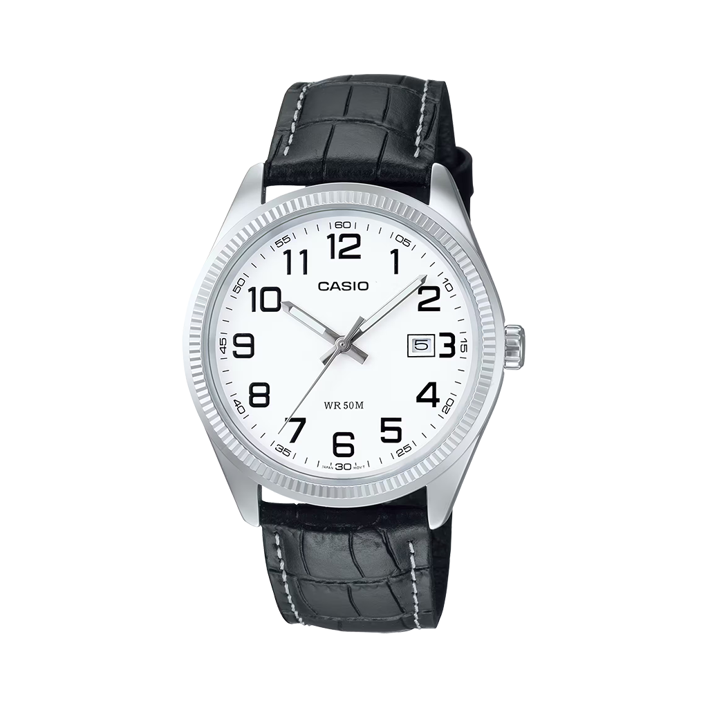 Relógio Casio Timeless com pulseira couro preta e mostrador branco
