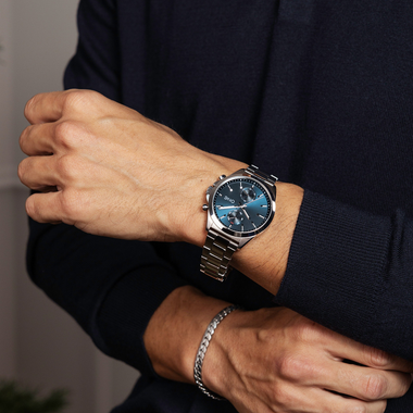 Box One Authentic Blue