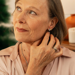 Brincos One Delightful Triple