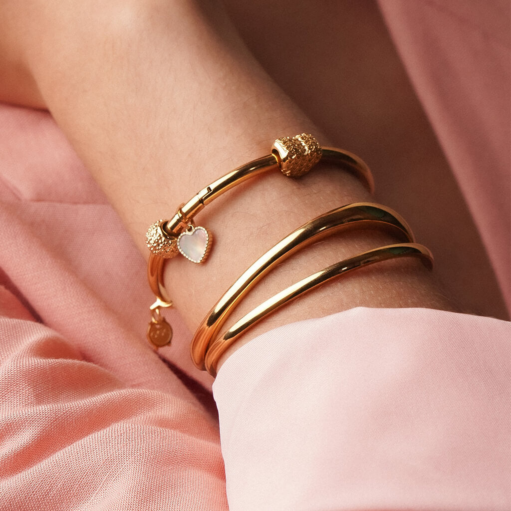 Escrava One Energy Master Oval Gold