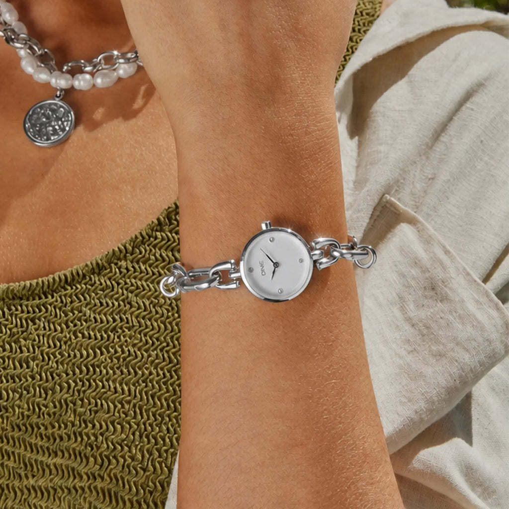 One Links Silver-White