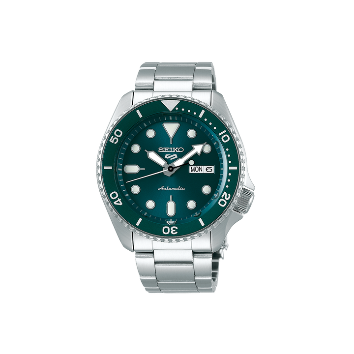 Relógio Seiko 5 Sports SKX Sports Style 42.5mm prateado com mostrador verde e indicação de semana e dia do mês