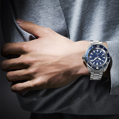 Prospex Diver's 200m Samurai Blue 41.7mm