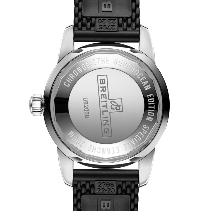 Tampa prateada do Relógio Breitling Superocean Heritage B20 Automatic 44mm de caixa prateada, pulseira silicone e mostrador pretos com detalhes rosa dourado
