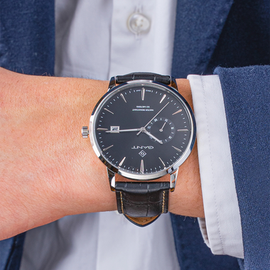 East Hill Black 43mm