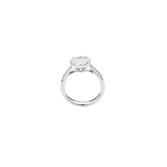 imagem lateral de Anel solitário de diamante com um diamante de corte brilhante montado em uma banda de ouro branco polido